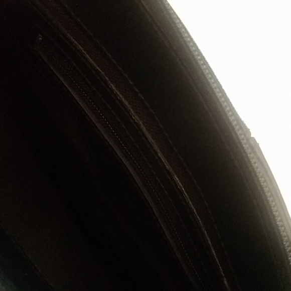 Charmelle Leather Black Shoulder Tote - Picture 5 of 6